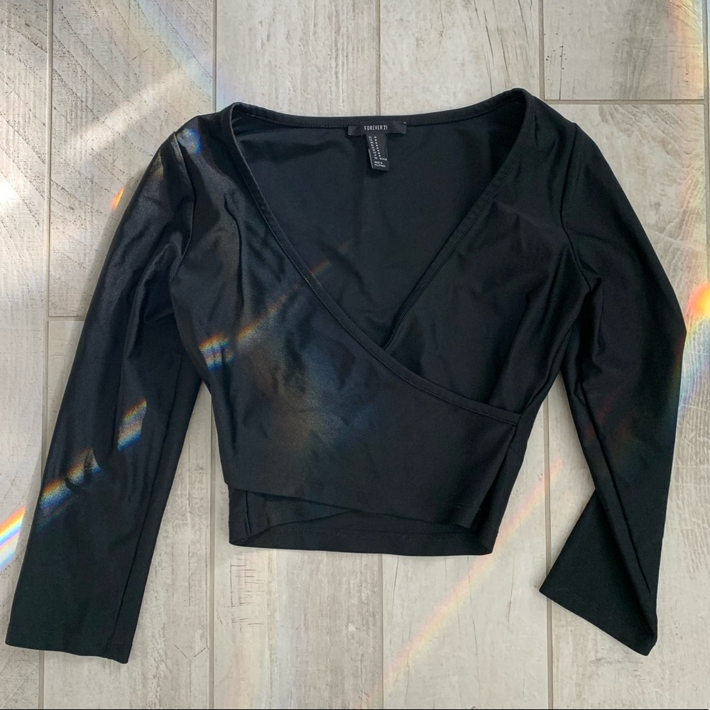 Size medium Forever 21 plunge crop top